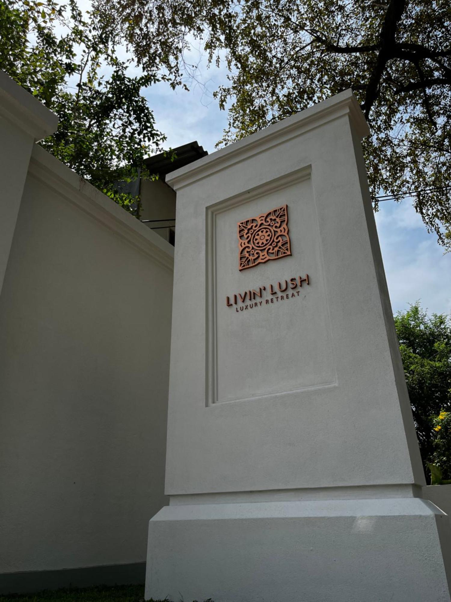 Livin Lush Luxury Retreat Hotel Anuradhapura Exterior foto