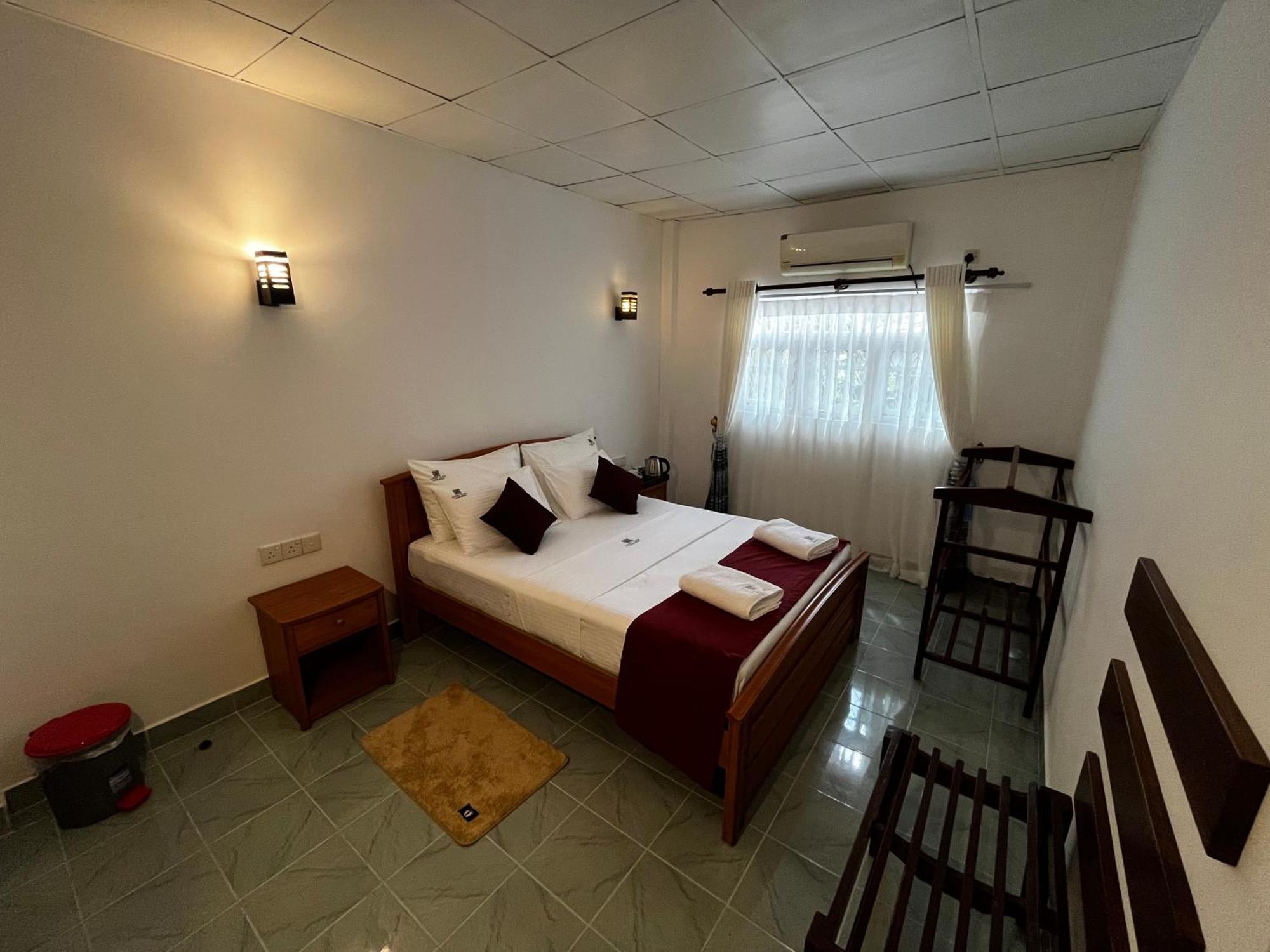 Livin Lush Luxury Retreat Hotel Anuradhapura Exterior foto